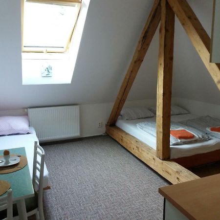 Apartmany F-M Frydek-Mistek Luaran gambar